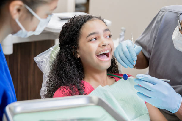 Best Emergency Gum Treatment in Bridgeview, IL